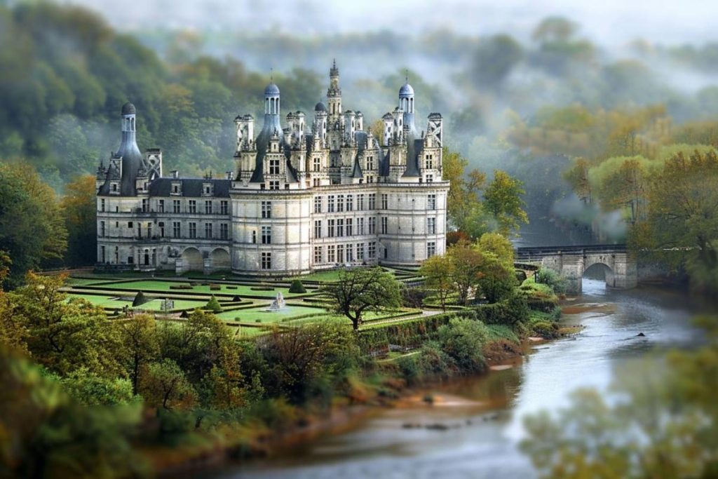 Ce château méconnu de la Loire rivalise avec Chambord grâce à son domaine enchanteur