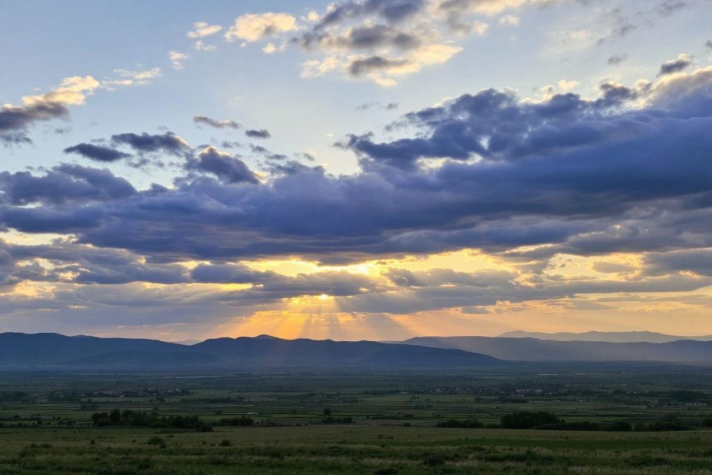 Appelé le « petit Tibet du Vercors », ce plateau suspendu offre des paysages d’une sérénité absolue