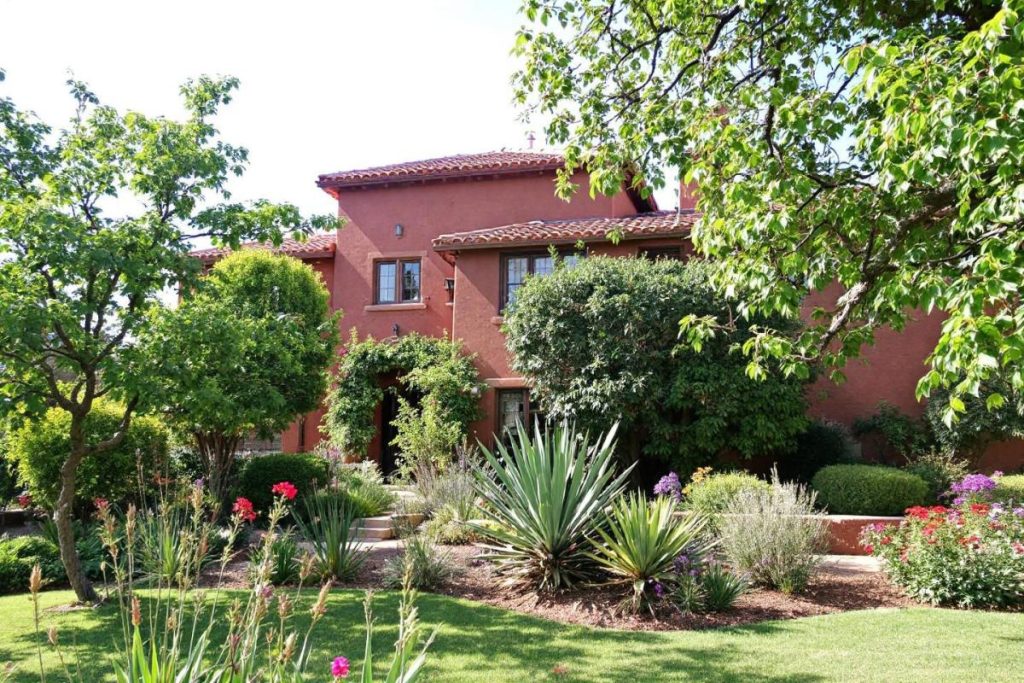 Cette bastide royale du Sud-Ouest conserve tout son charme d’antan