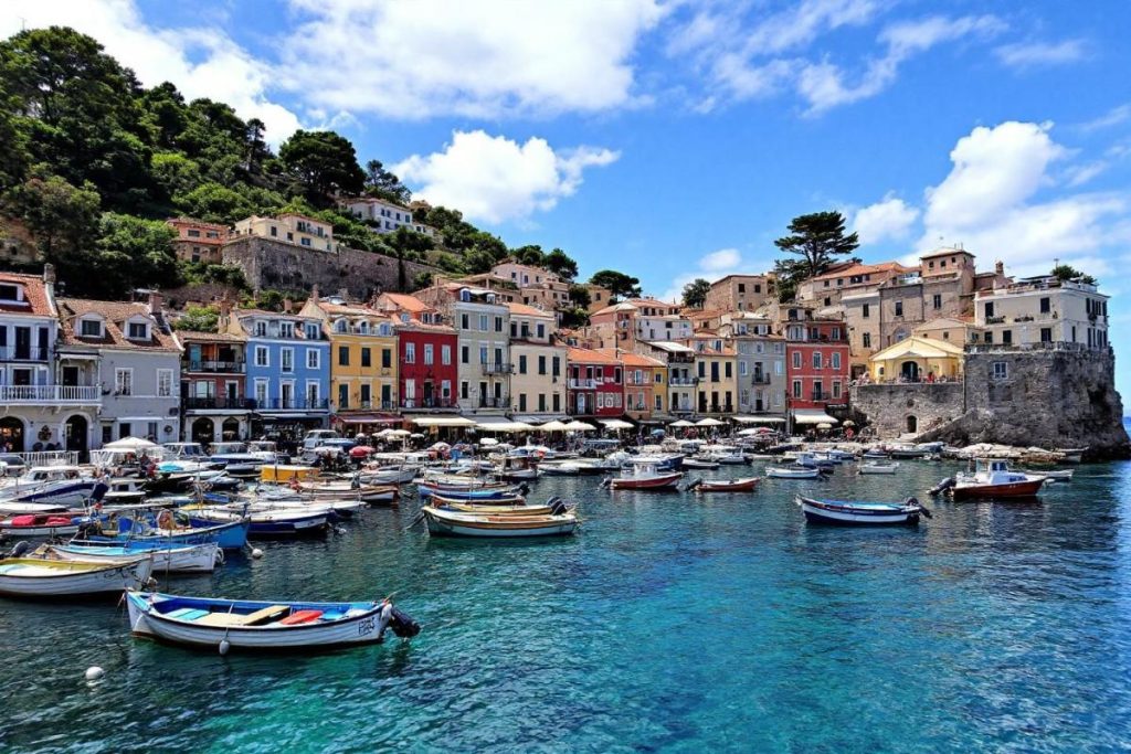 Ce petit port du sud-ouest est plus charmant que bien des îles méditerranéennes