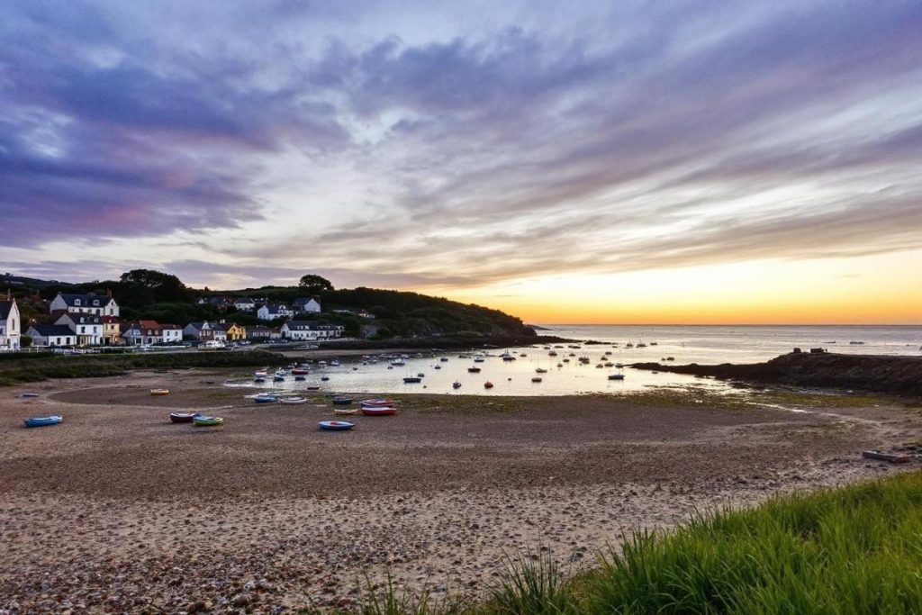 Ce port caché des Côtes-d’Armor, plus tranquille que Paimpol, attire les amateurs de mer et de silence